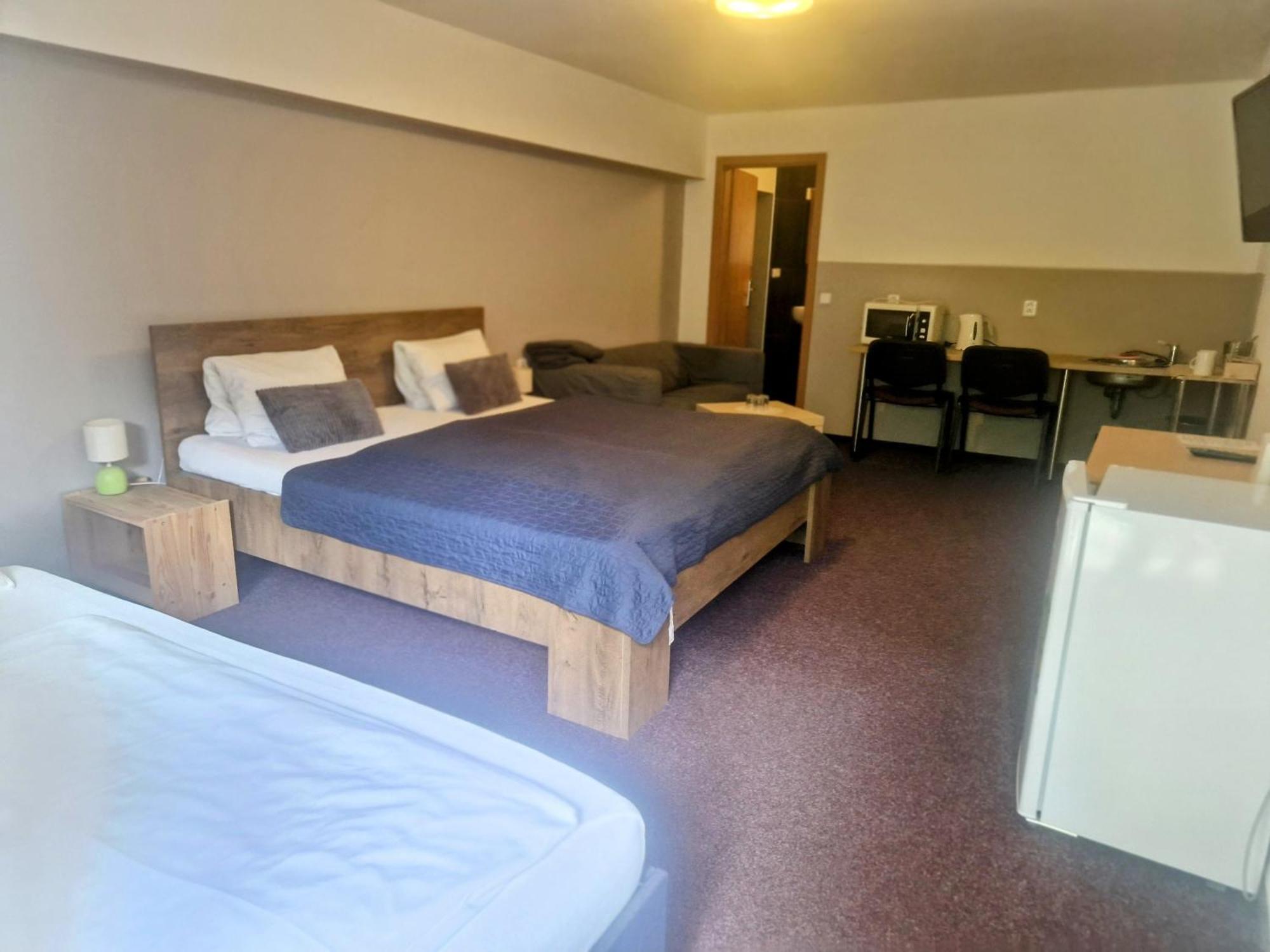 Family Hotel Maxim Beroun  Luaran gambar